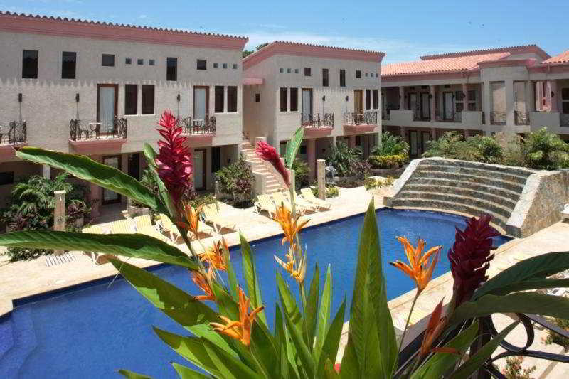 Las Sirenas Hotel And Condos 웨스트 베이 외부 사진